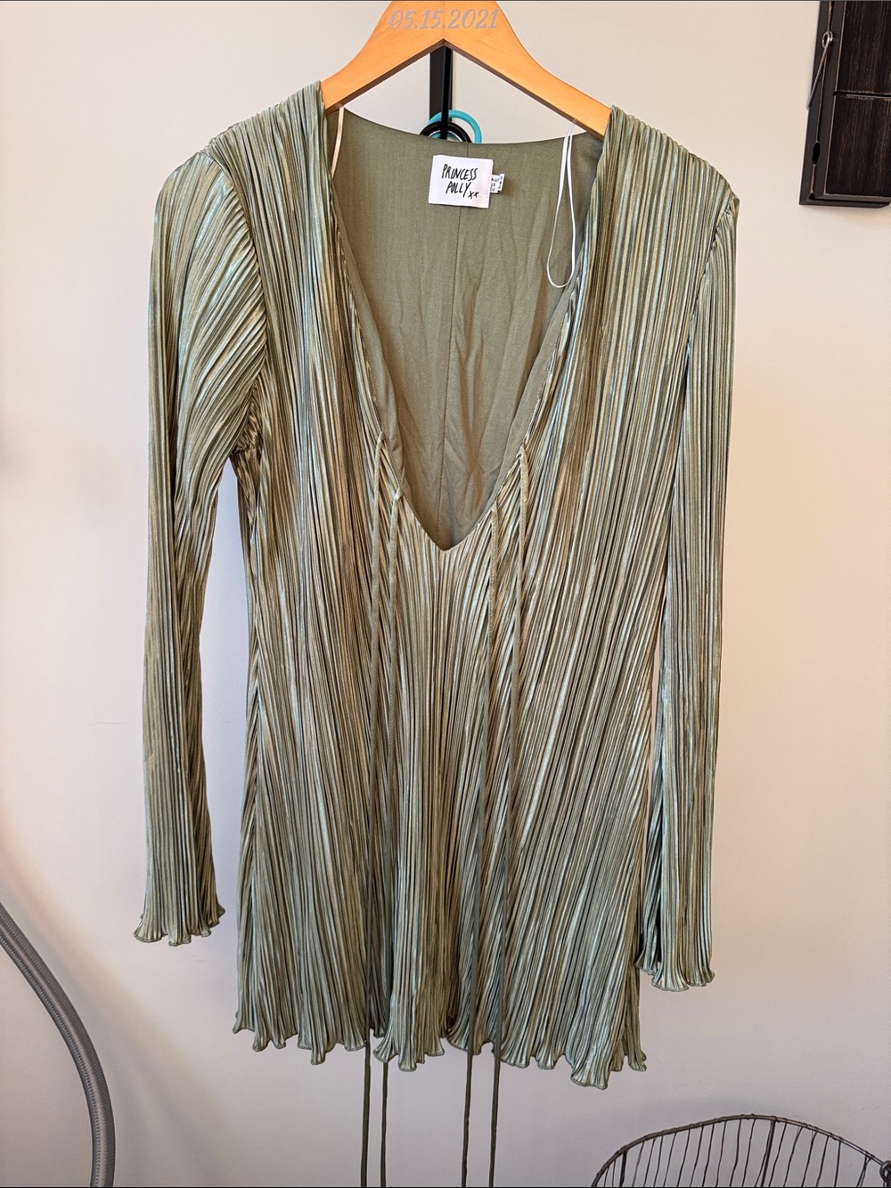 Princess Polly Olive Plissé Deep V Long Sleeve Tunic